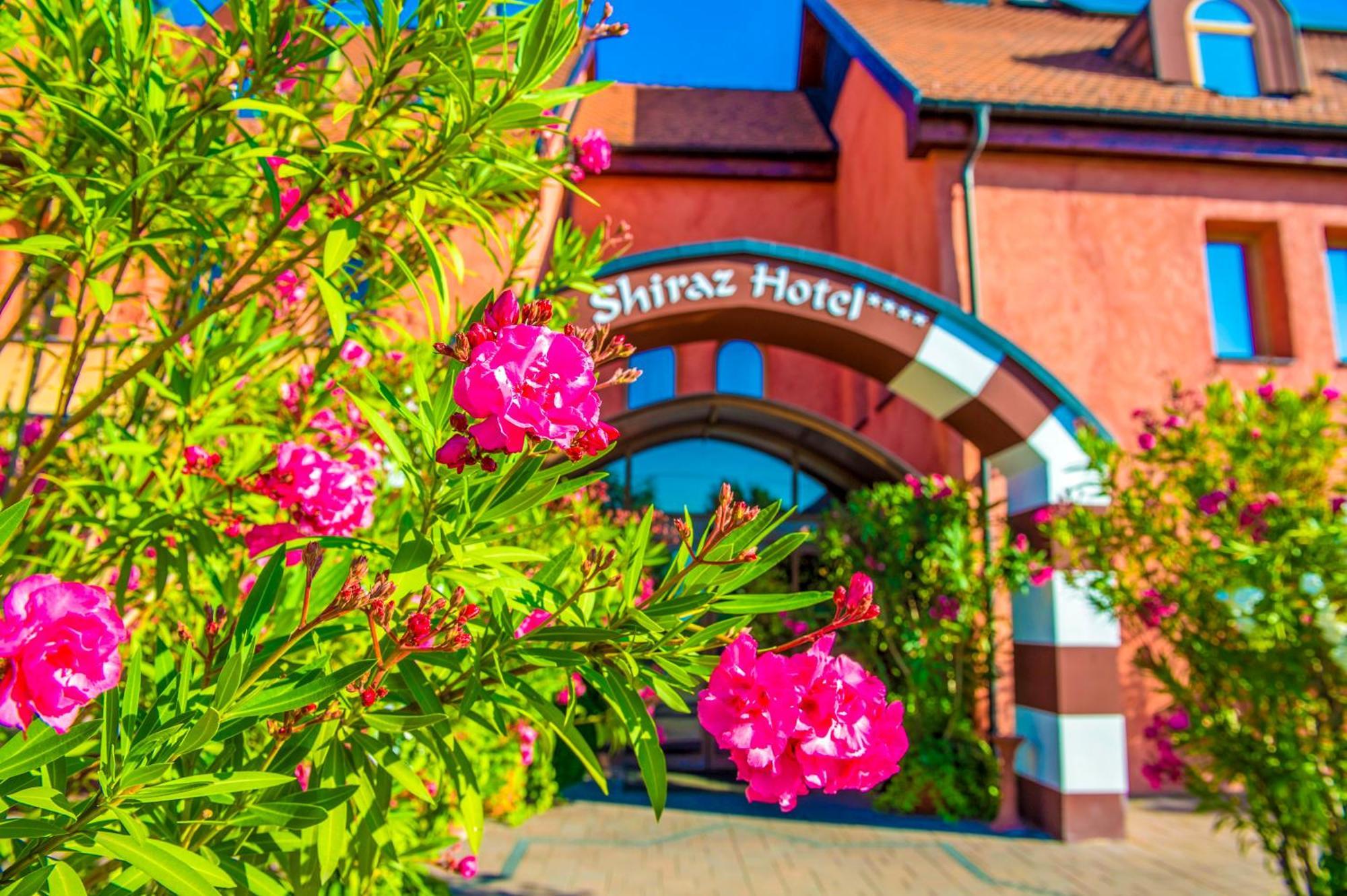 Meses Shiraz Hotel Superior-Adults Only Egerszalók Exterior foto
